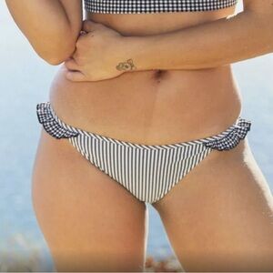 NWT! Aerie Black Striped Seersucker Ruffle Summer Beach Bikini Bottom